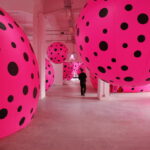 kusama dots wiels brussels 2007